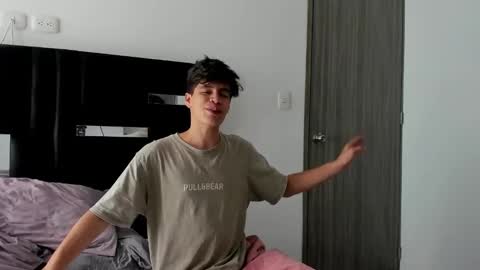   online show from February 2025 02:15:01 PM