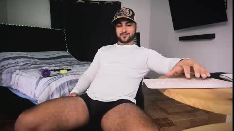 tommy_sccott online show from February 2026 09:30:02 PM