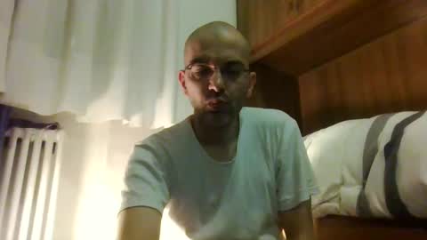 tommycorner online show from March 2025 12:10:02 AM