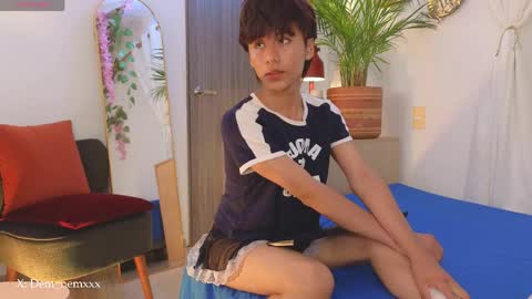 Tommy Foxboy online show from April 2026 01:11:01 PM