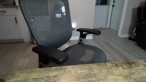 tommyreno6969 online show from February 2025 08:48:02 AM