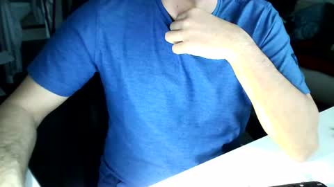 Snapshot of tomtom02029 chatting on December 2024 07:05:02 AM Tom online show from December 2024 07:05:02 AM