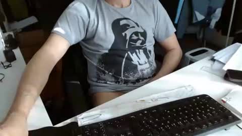 Tom online show from February 2026 08:37:02 AM