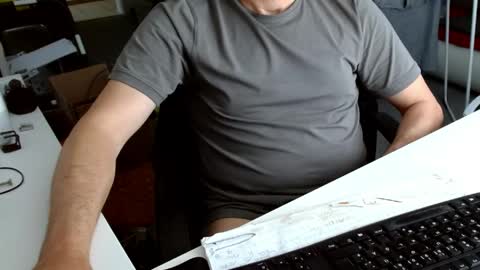 Tom online show from April 2026 09:47:02 AM