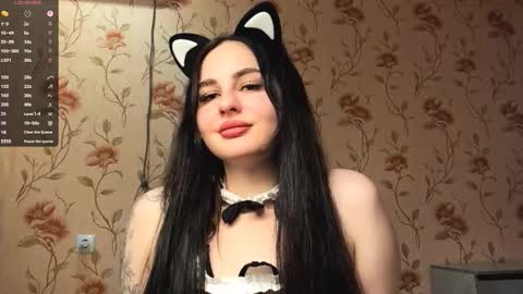 Snapshot of tondamikhail chatting on February 2026 04:18:01 PM Bella online show from February 2026 04:18:01 PM