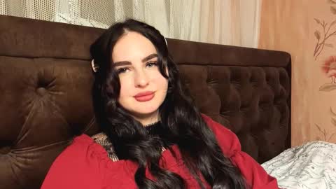 Snapshot of tondamikhail chatting on February 2026 04:05:02 PM Bella online show from February 2026 04:05:02 PM