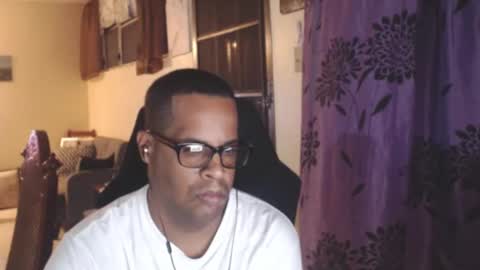 Antonio online show from November 2025 01:59:02 AM