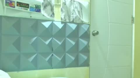 Antonio online show from March 2026 12:45:02 PM