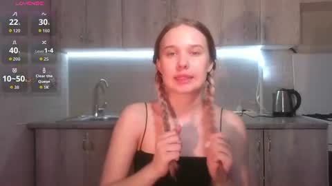 Snapshot of toni_pittmann chatting on June 2026 06:39:02 PM toni_pittmann online show from June 2026 06:39:02 PM