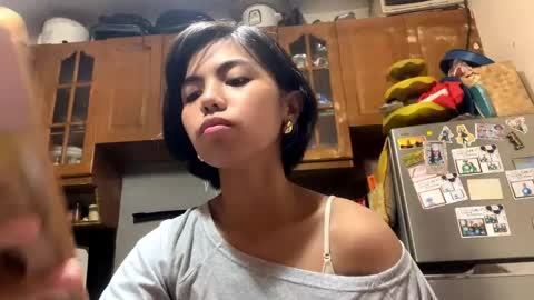 Mila online show from May 2026 03:01:02 AM
