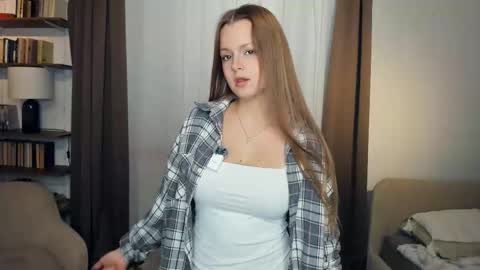 Snapshot of tonka_love chatting on October 2025 07:38:02 AM Alice online show from October 2025 07:38:02 AM