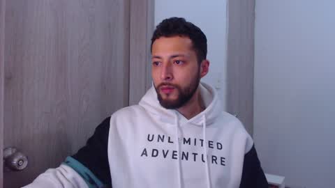 Snapshot of tony__ribas chatting on January 2025 02:56:01 AM Tony Ribas. online show from January 2025 02:56:01 AM