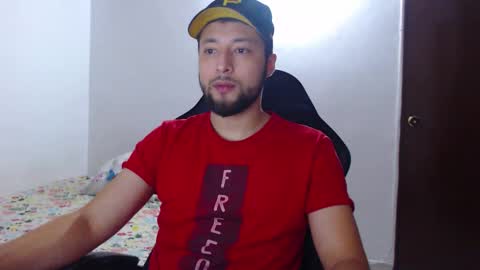 Snapshot of tony__ribas chatting on January 2026 01:10:02 AM Tony Ribas. online show from January 2026 01:10:02 AM