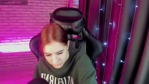 tonya_gray online show from January 2025 01:24:01 AM