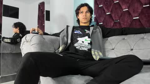 Snapshot of tonybenedetti chatting on February 2026 11:25:01 PM Tony Benedetti online show from February 2026 11:25:01 PM