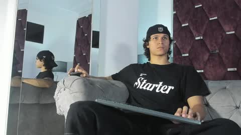 Snapshot of tonybenedetti chatting on April 2026 09:01:01 PM Tony Benedetti online show from April 2026 09:01:01 PM