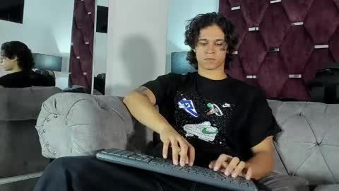 Snapshot of tonybenedetti chatting on April 2026 09:04:02 PM Tony Benedetti online show from April 2026 09:04:02 PM