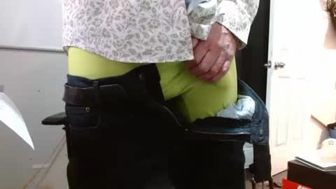 tonytonytony3001 online show from January 2025 06:09:01 AM