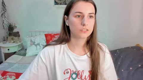 Snapshot of tooboringgirl chatting on December 2025 04:02:01 PM Alisson online show from December 2025 04:02:01 PM