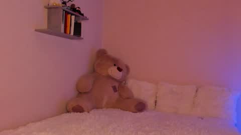 toohornyserj online show from December 2024 11:25:01 PM