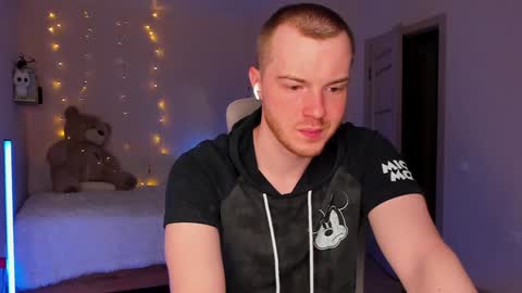 toohornyserj online show from December 2024 11:03:02 PM