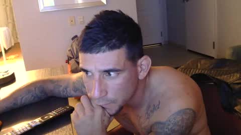 Snapshot of toomuchsmoke chatting on December 2024 09:55:01 PM toomuchsmoke online show from December 2024 09:55:01 PM