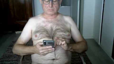 Alex online show from October 2025 09:12:02 PM