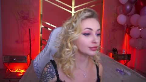 top_grace online show from February 2025 10:39:02 PM