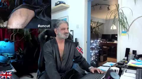 topalphaboss online show from November 2025 07:13:02 PM