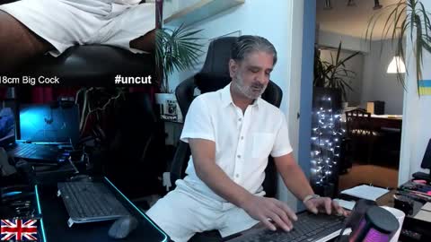 topalphaboss online show from November 2025 06:29:01 PM