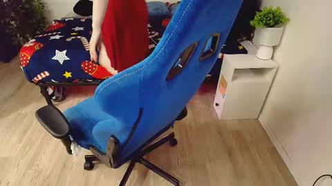 Snapshot of topcranberry chatting on February 2026 04:22:02 AM topcranberry online show from February 2026 04:22:02 AM