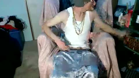 SagMeOreduceMe online show from November 2025 08:48:02 AM