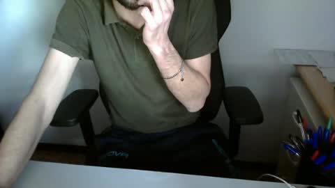 Snapshot of topg84 chatting on May 2026 04:13:02 PM Topg84 online show from May 2026 04:13:02 PM