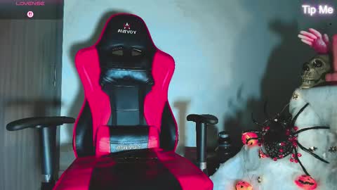 Toplayboy online show from November 2025 01:04:02 AM