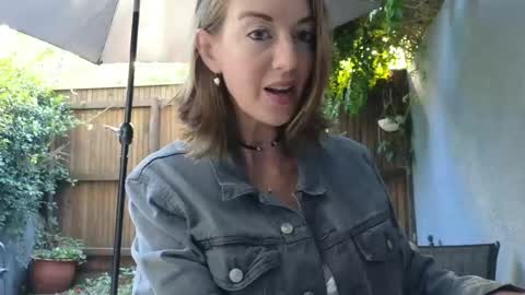 Topsy online show from January 2026 07:13:02 AM