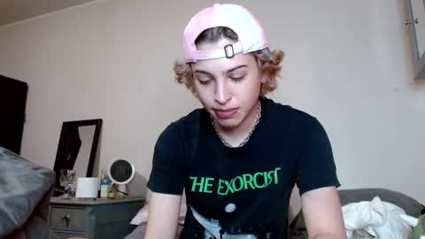 TopZaddy online show from November 2025 07:57:01 PM