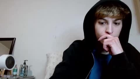 TopZaddy online show from March 2026 11:21:01 PM