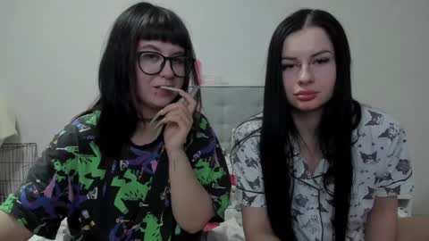 Snapshot of toriayun0 chatting on January 2025 10:40:02 PM your personal gothic girl check it    online show from January 2025 10:40:02 PM