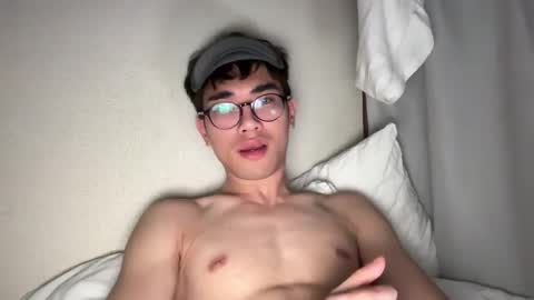 Snapshot of toshikaro0 chatting on March 2025 08:07:02 PM Karo online show from March 2025 08:07:02 PM