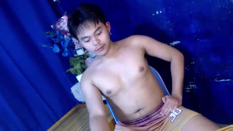 Toshiro online show from December 2025 06:37:02 PM