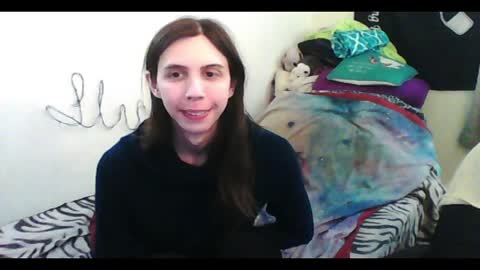 Luna online show from April 2026 01:10:01 AM