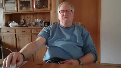 Snapshot of toto758 chatting on February 2025 03:17:01 PM toto758 online show from February 2025 03:17:01 PM