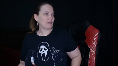 Snapshot of toxiclilly chatting on June 2026 06:45:02 PM Lilly Miss Mistress Goddess Maam Queen Boss online show from June 2026 06:45:02 PM