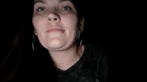 Snapshot of toxiclilly chatting on June 2026 09:04:02 AM Lilly Miss Mistress Goddess Maam Queen Boss online show from June 2026 09:04:02 AM