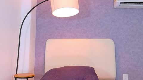 tracielowe_w online show from November 2025 04:00:02 AM