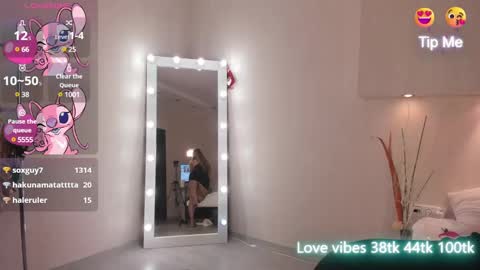 Snapshot of tracy_tay1or chatting on January 2025 06:41:02 AM Tracy GMT2 Mon 3 AM - 4 PM Tue 3 AM - 4 PM Wed 3 AM - 4 PM Thur 3 AM - 4 PM Fri 3 AM - 4 PM online show from January 2025 06:41:02 AM