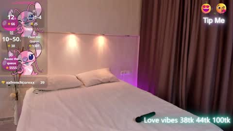 Snapshot of tracy_tay1or chatting on March 2025 12:27:02 AM Tracy GMT2 Mon 3 AM - 4 PM Tue 3 AM - 4 PM Wed 3 AM - 4 PM Thur 3 AM - 4 PM Fri 3 AM - 4 PM online show from March 2025 12:27:02 AM