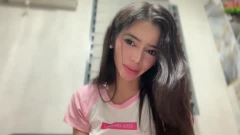 Snapshot of tranene_jian chatting on June 2026 11:45:02 AM JIAN online show from June 2026 11:45:02 AM