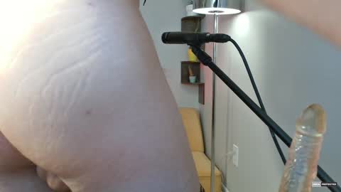 Snapshot of transbate chatting on January 2025 08:18:01 PM transbate online show from January 2025 08:18:01 PM