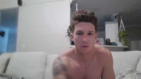 Snapshot of trash_man1989 chatting on January 2025 12:02:01 AM trash_man1989 online show from January 2025 12:02:01 AM